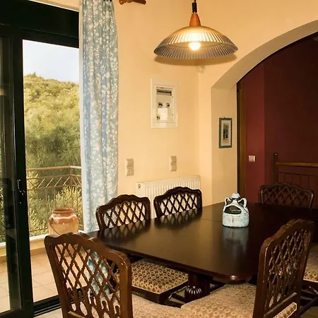 Beautiful Maisonette With Wonderful View To The Sea