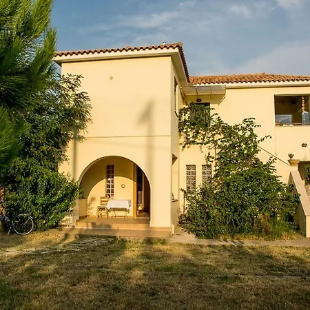 Beautiful Maisonette With Wonderful View To The Sea *