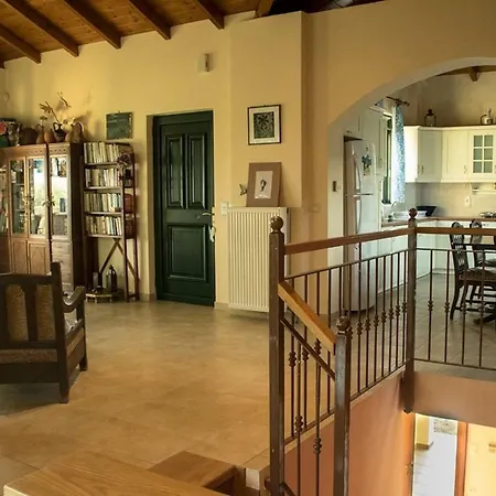 Beautiful Maisonette With Wonderful View To The Sea