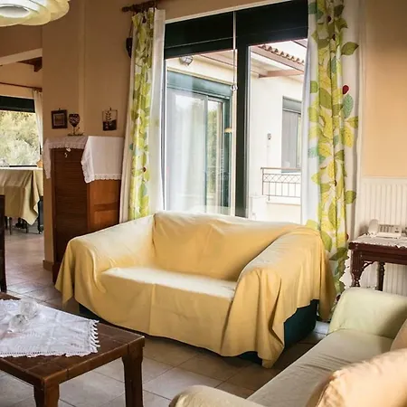 Beautiful Maisonette With Wonderful View To The Sea Kalamata